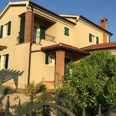 Blue Dream Villa *